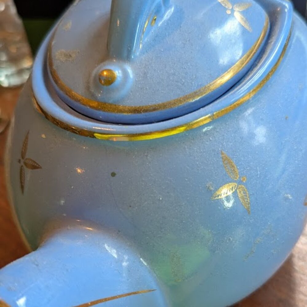 Hall Tea Pot - Picture 4 of 4